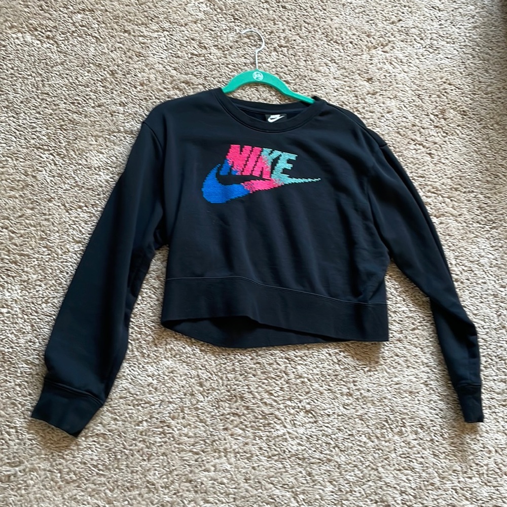 Nike cropped hoodie
